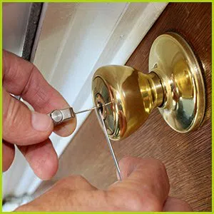 Expert Locksmith Services St Louis, MO 314-471-0916 Expert Locksmith Services St Louis, MO 314-471-0916 - 5-lock-opening